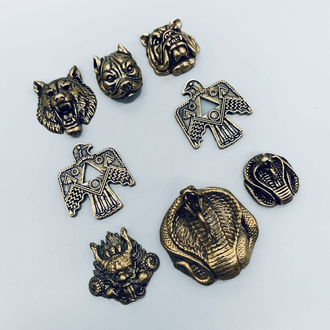 Men Accessories Hand - Metalowa odznaka 3D z orłem, do