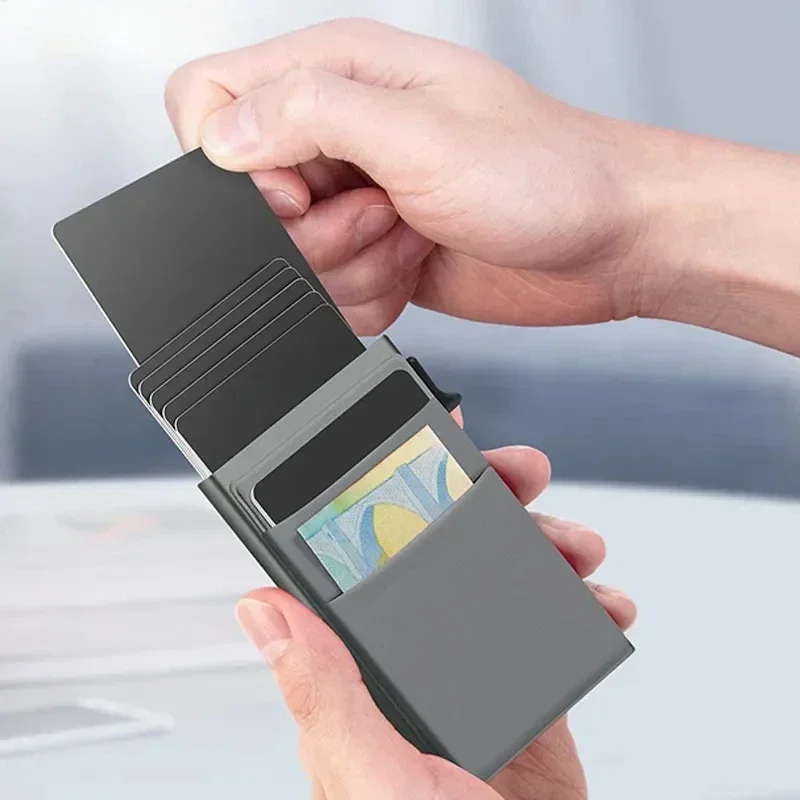Męskie etui na karty kredytowe – Card Case Minimalist recenzja i cena